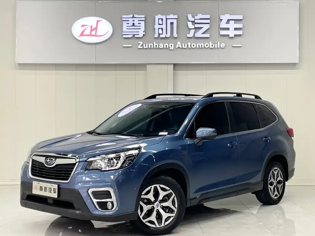 Subaru Forester — фото 1