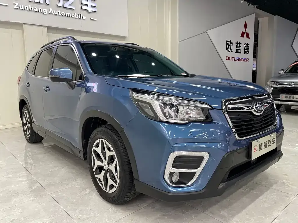 Subaru Forester — фото 9