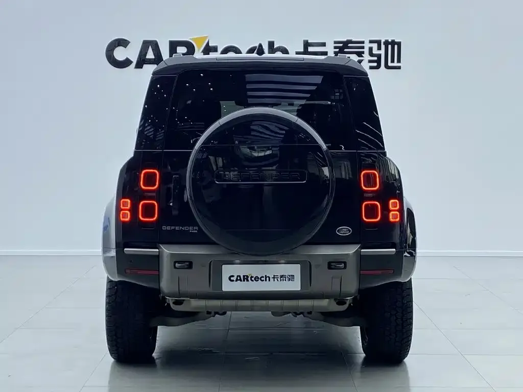 Land Rover Defender — фото 9