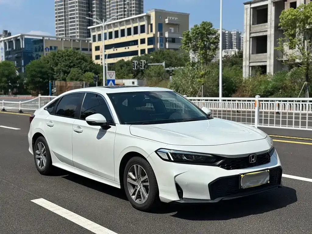 Honda Civic — фото 1