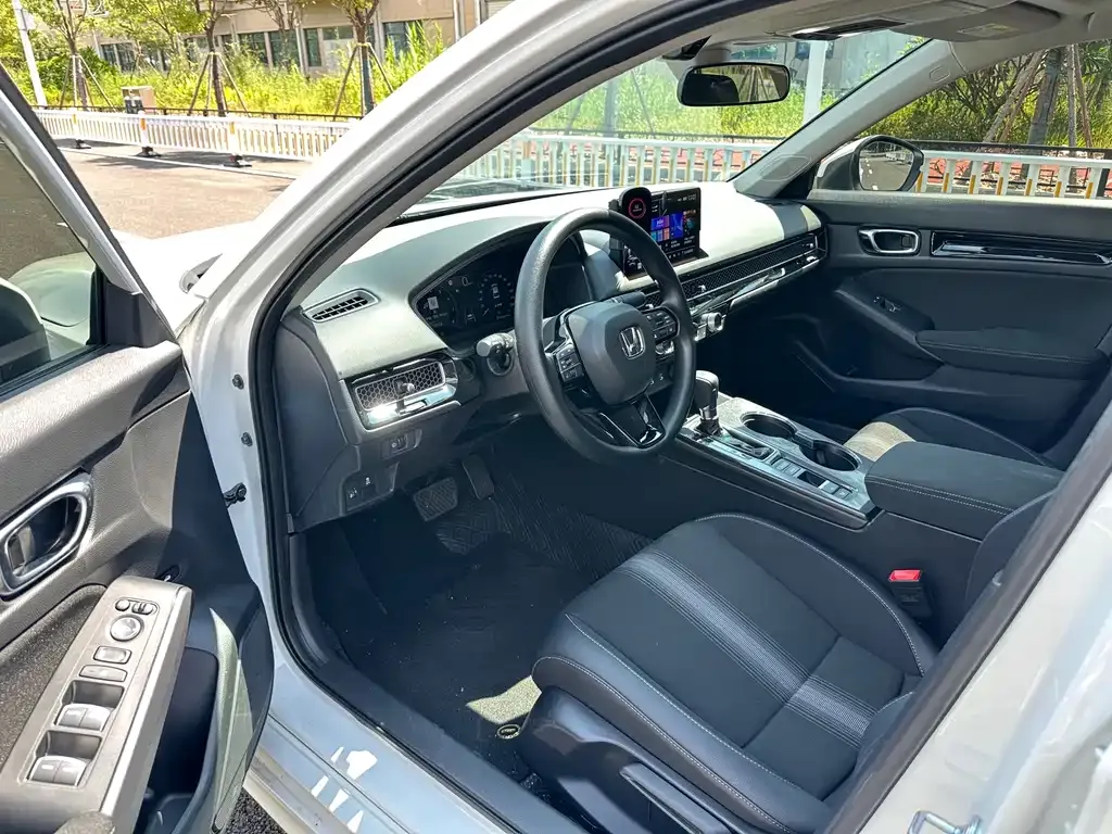 Honda Civic — фото 5
