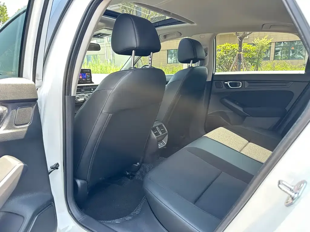 Honda Civic — фото 8