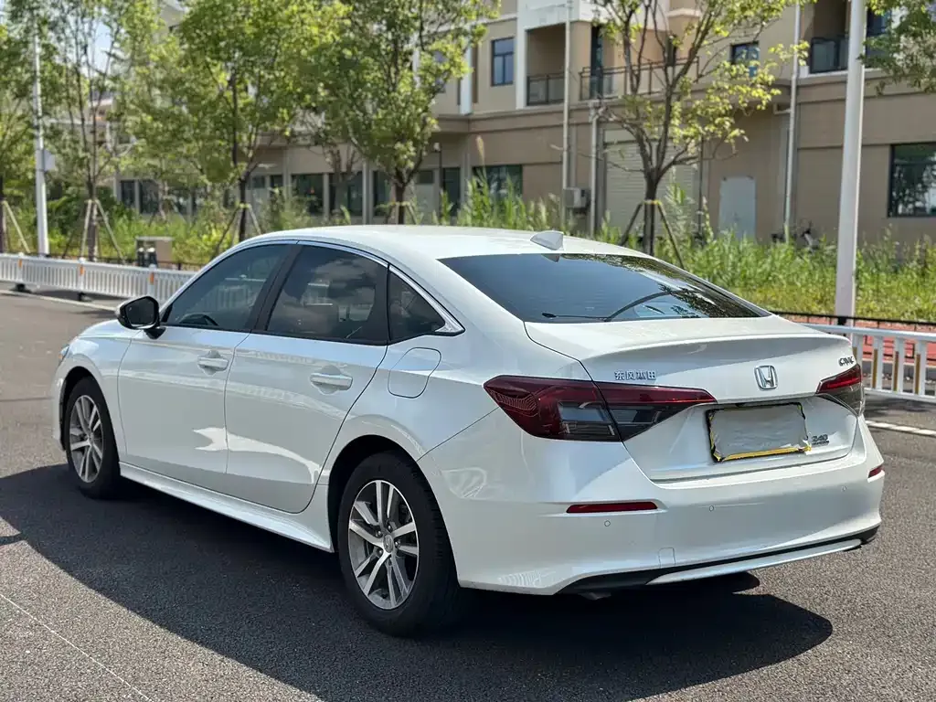 Honda Civic — фото 4