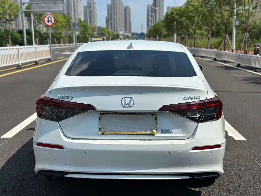 Honda Civic — фото 7