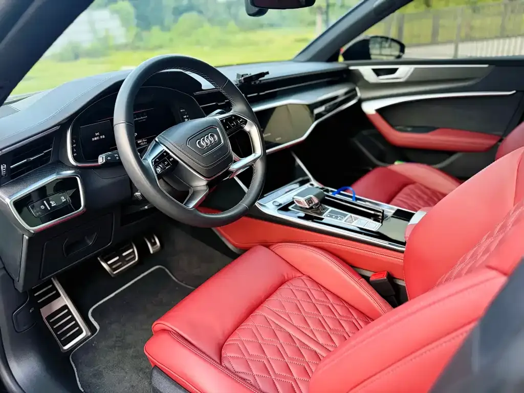 Audi A7L — фото 6