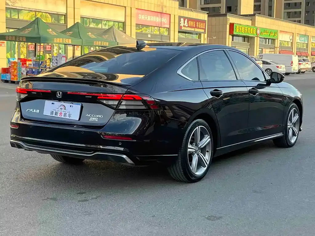 Honda Accord — фото 5