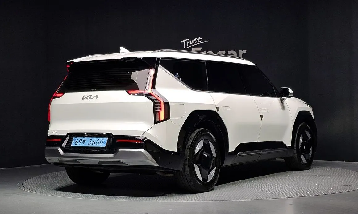 Kia EV9 — фото 6