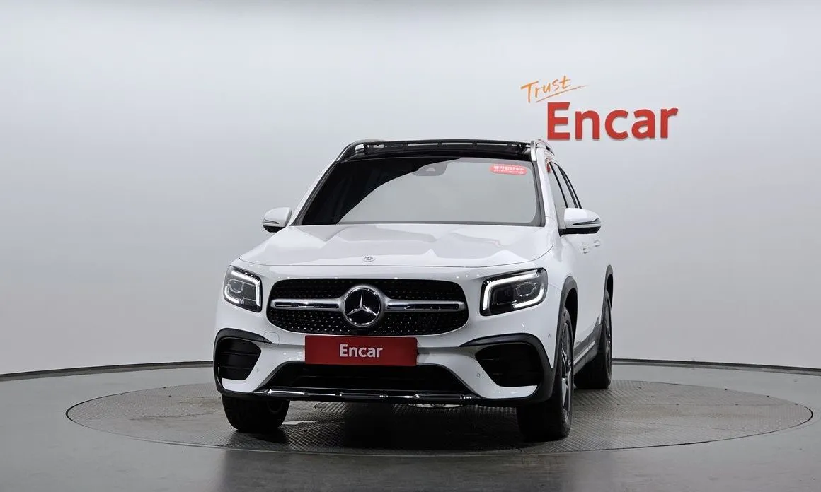 Mercedes-Benz GLB-Class — фото 7