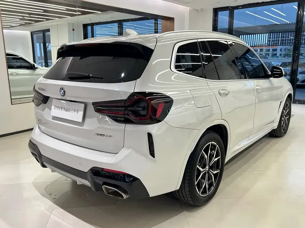 BMW X3 — фото 10