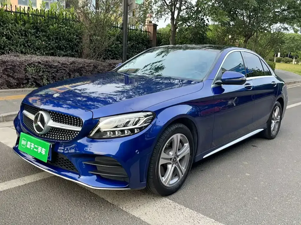 Mercedes-Benz C-Class — фото 1