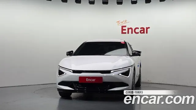 Kia EV6 — фото 3