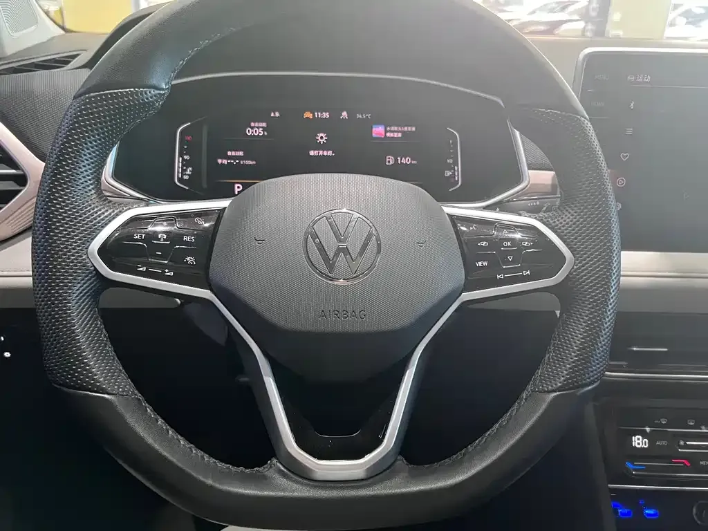 Volkswagen Tharu — фото 9