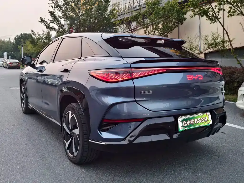 BYD Sealion 07 EV — фото 10