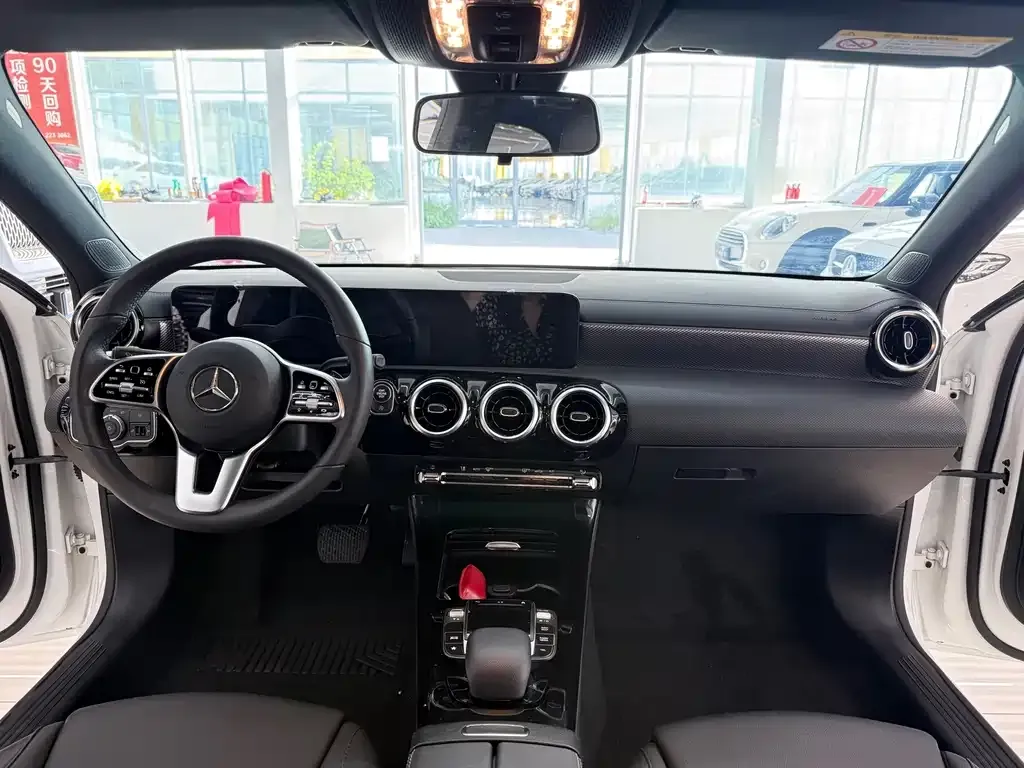 Mercedes-Benz A-Class — фото 2