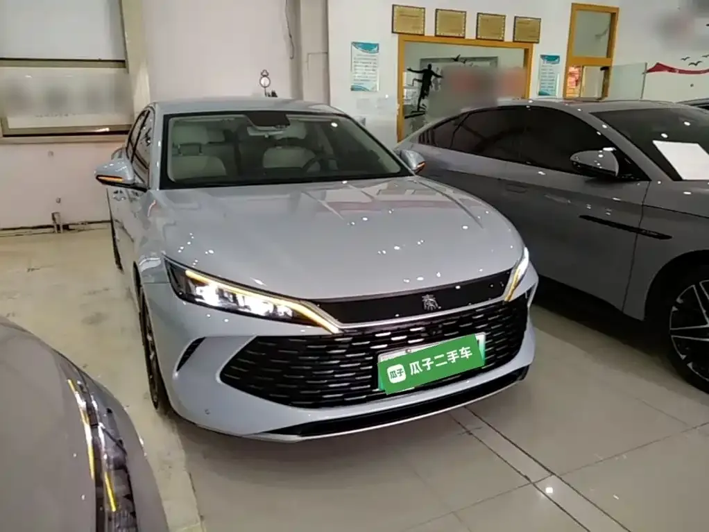 BYD Qin L — фото 10