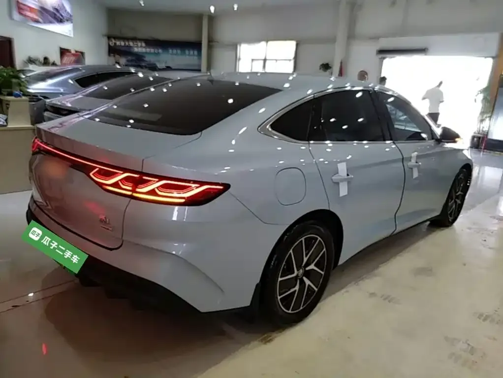 BYD Qin L — фото 9