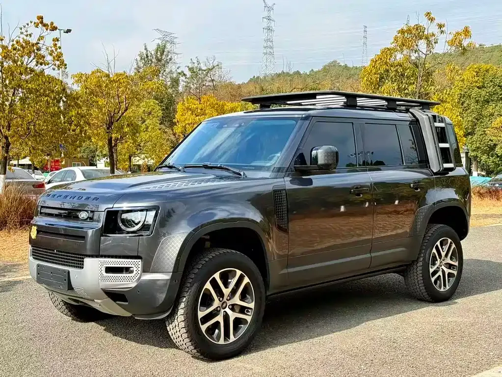 Land Rover Defender — фото 1