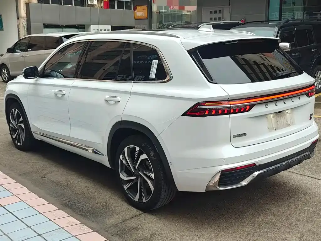 Geely Xingyue L — фото 7
