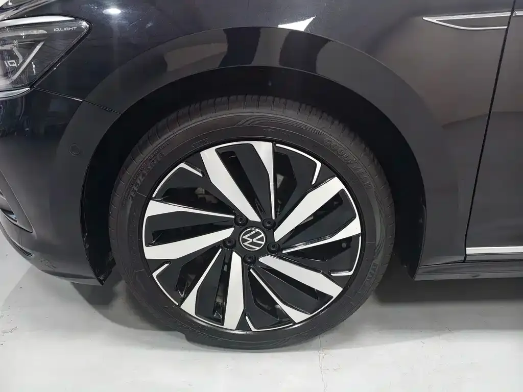 Volkswagen Passat — фото 9