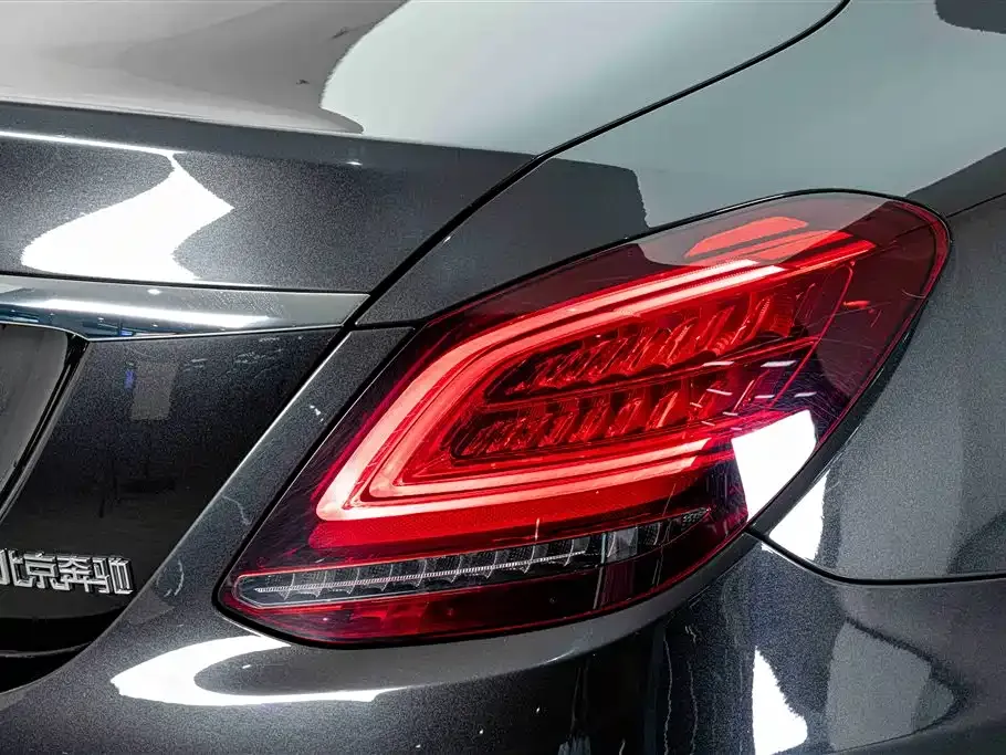 Mercedes-Benz C-Class — фото 6