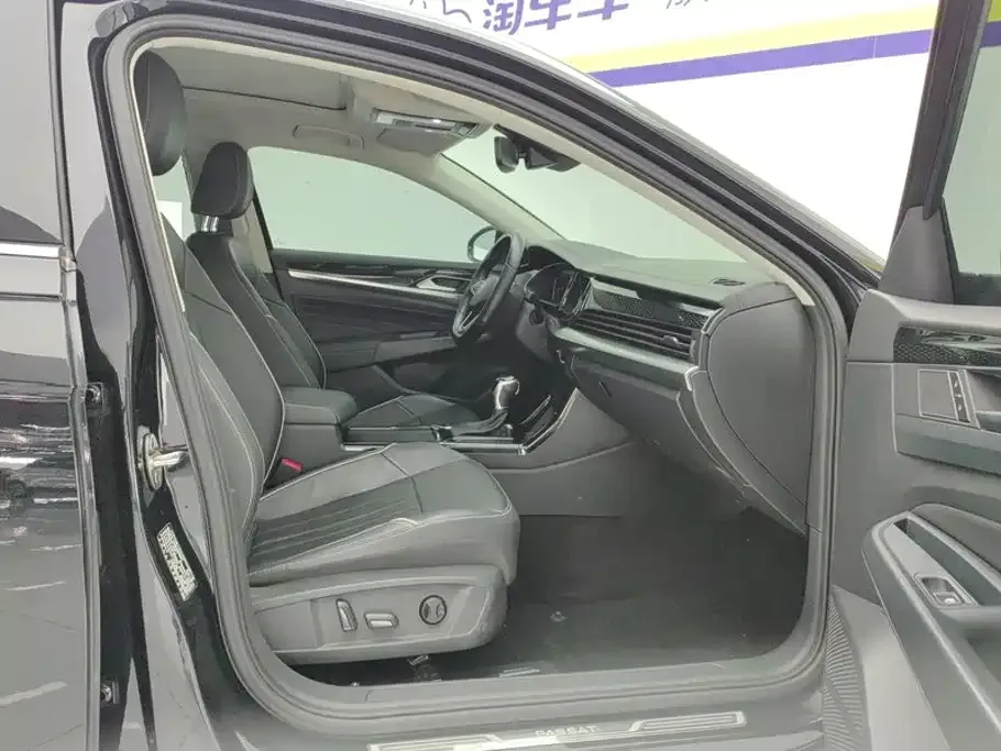Volkswagen Passat — фото 6