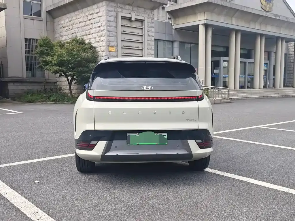 Hyundai EO — фото 10