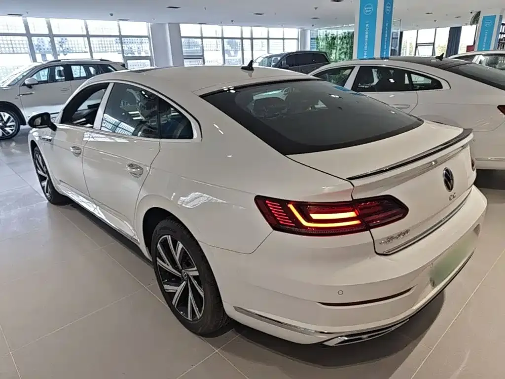 Volkswagen CC — фото 4
