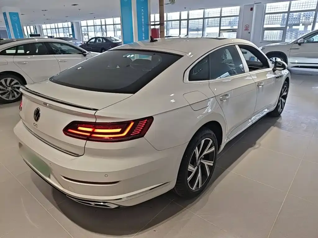 Volkswagen CC — фото 7