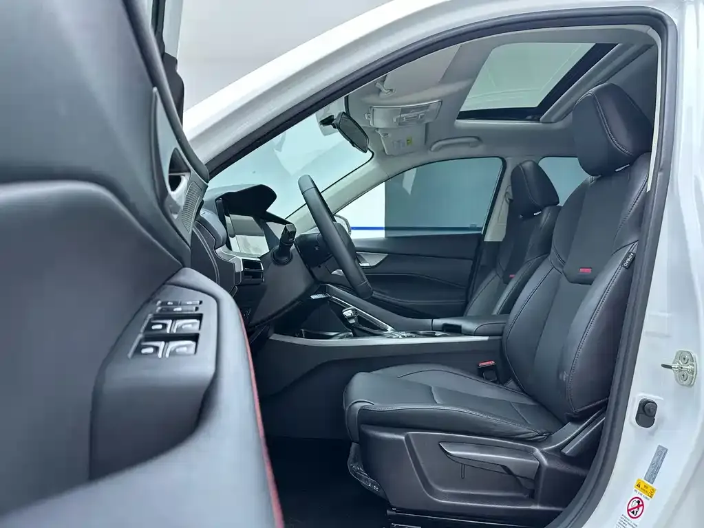 Changan CS35PLUS — фото 10