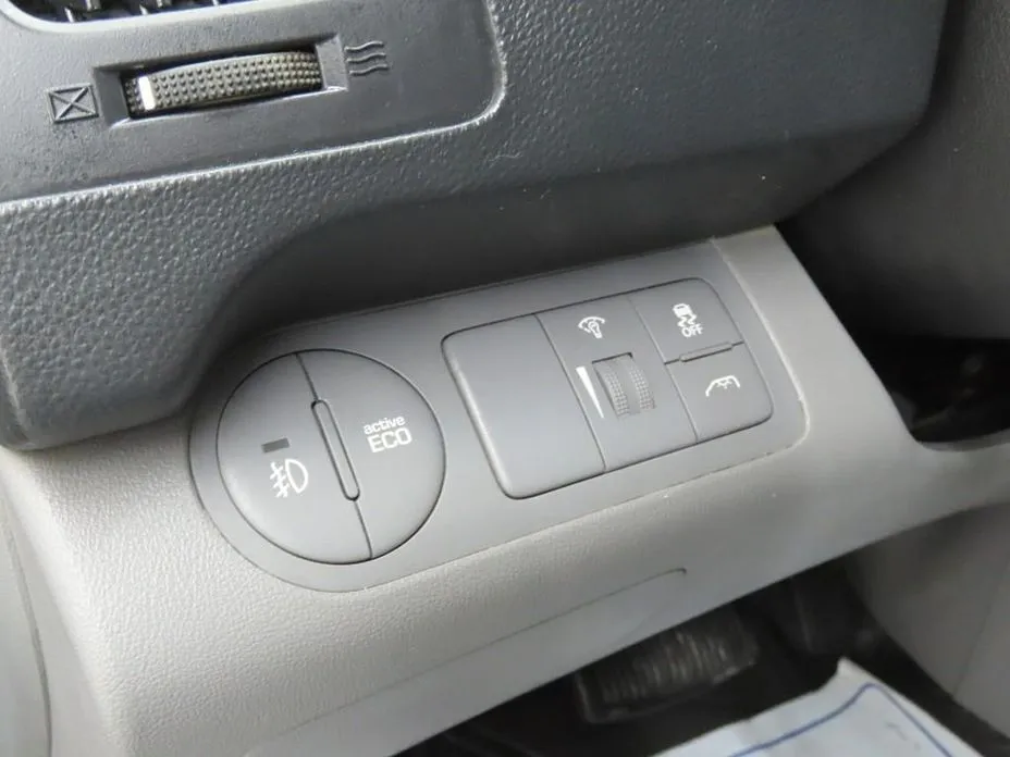 Hyundai Starex — фото 4