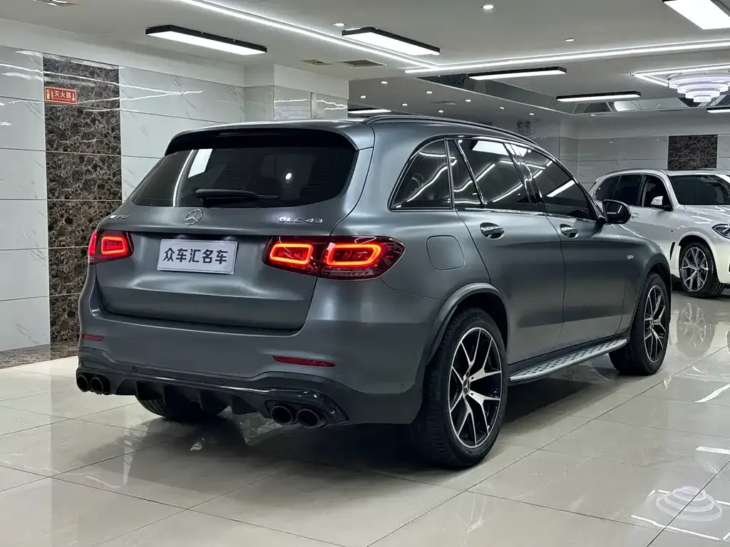 Mercedes-Benz GLC AMG — фото 6