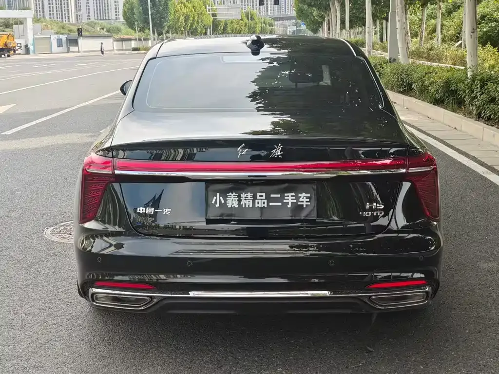 Hongqi H5 — фото 2