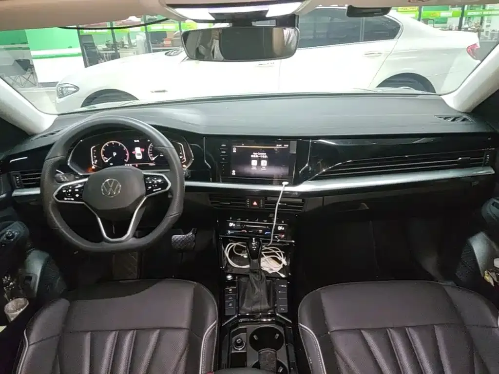 Volkswagen Passat — фото 8