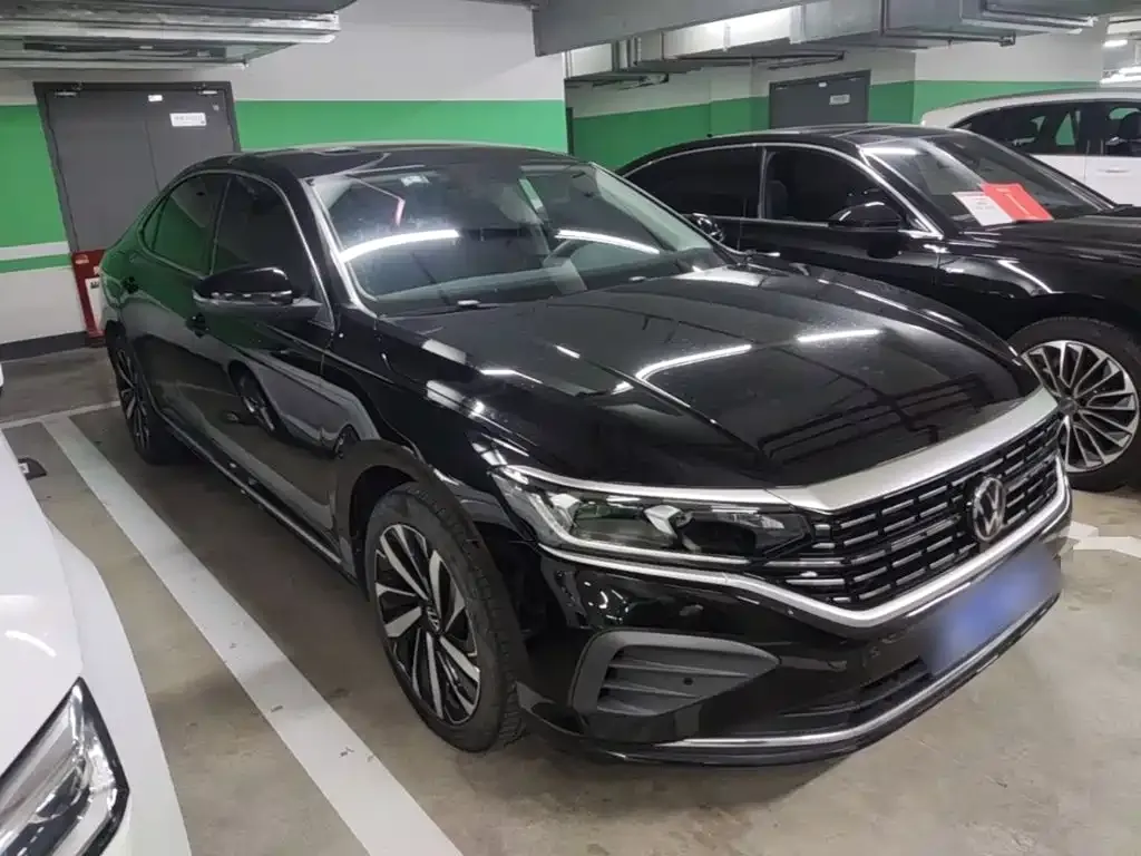 Volkswagen Passat — фото 5
