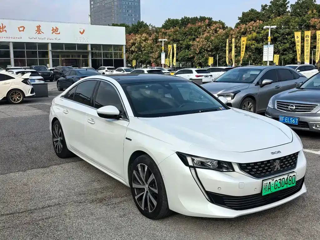 Peugeot 508L PHEV — фото 9
