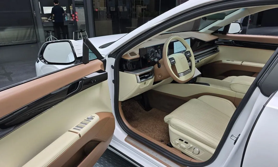 Hyundai Grandeur — фото 10