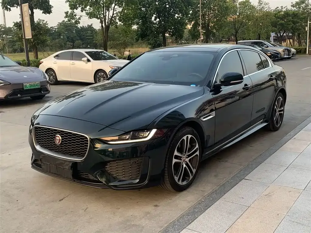 Jaguar XEL — фото 1