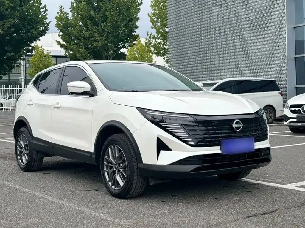 Nissan Qashqai — фото 7