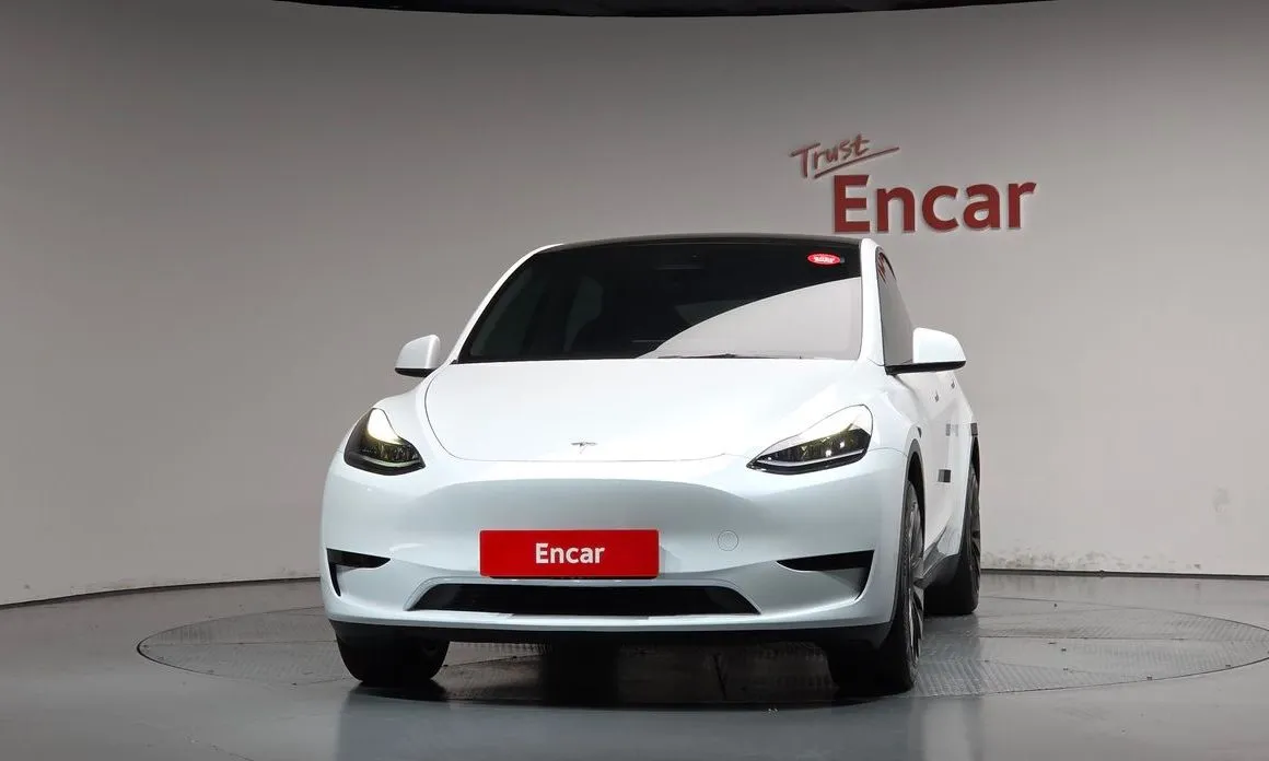 Tesla Model Y — фото 2