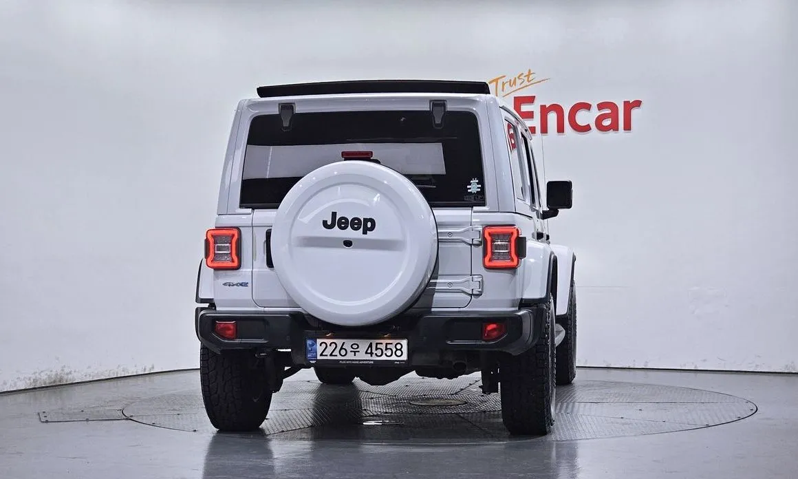 Jeep Wrangler — фото 3
