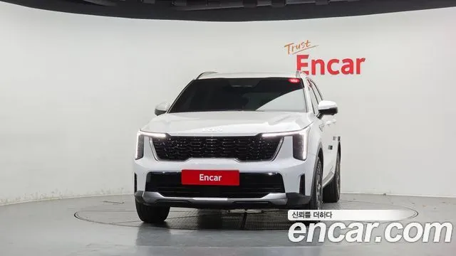 Kia Sorento — фото 8