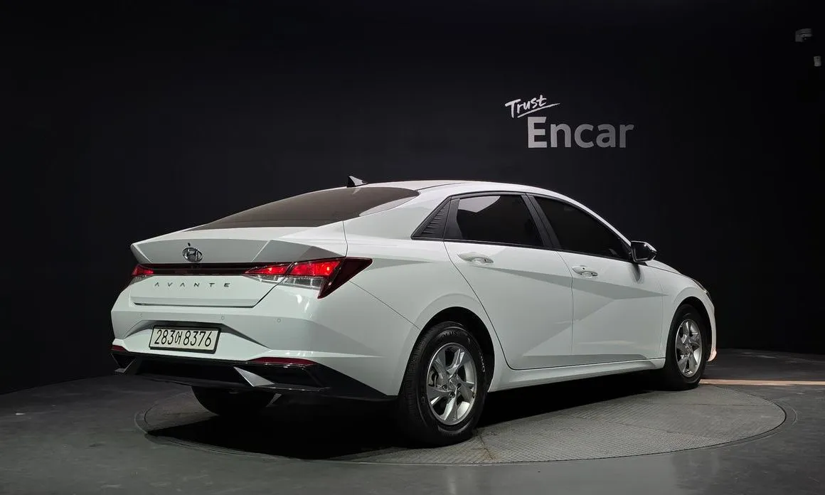 Hyundai AVANTE — фото 9