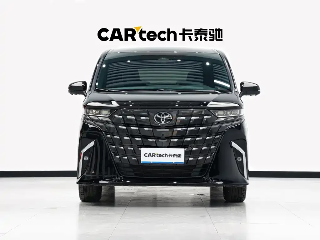 Toyota Alphard — фото 10