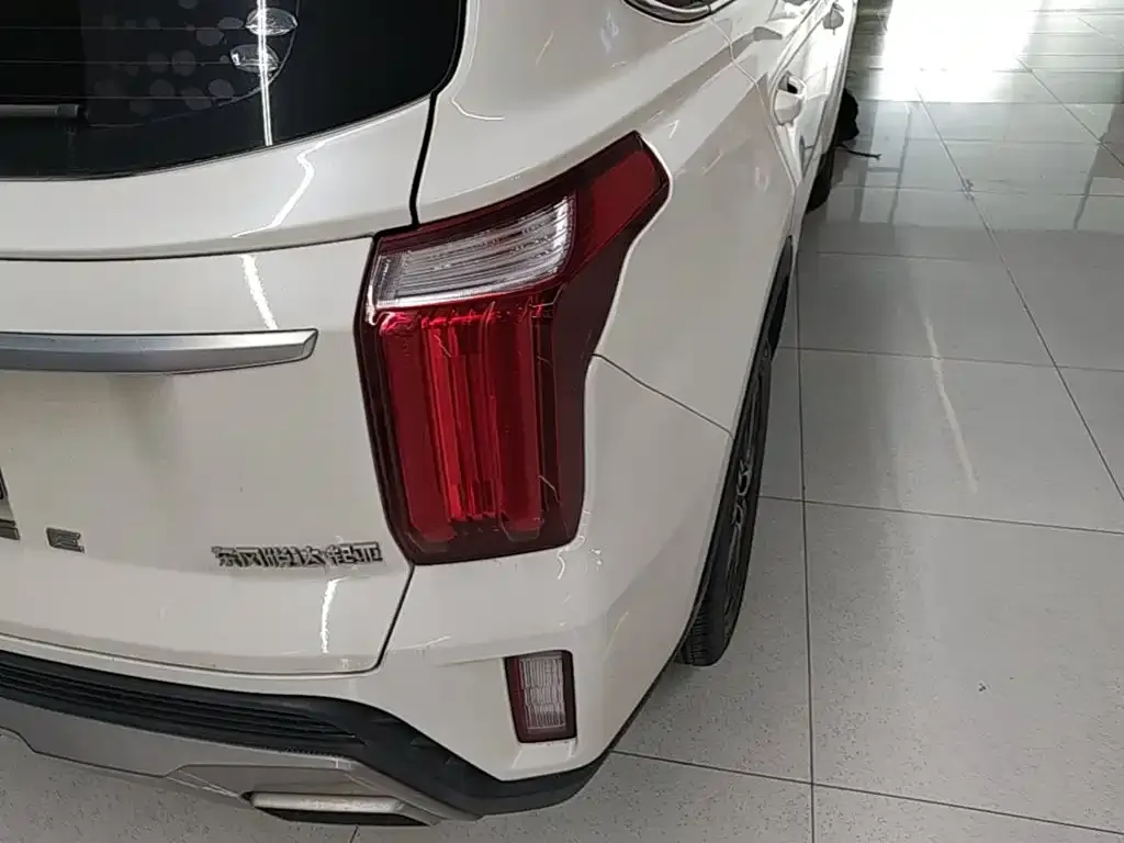 Kia Sportage — фото 10