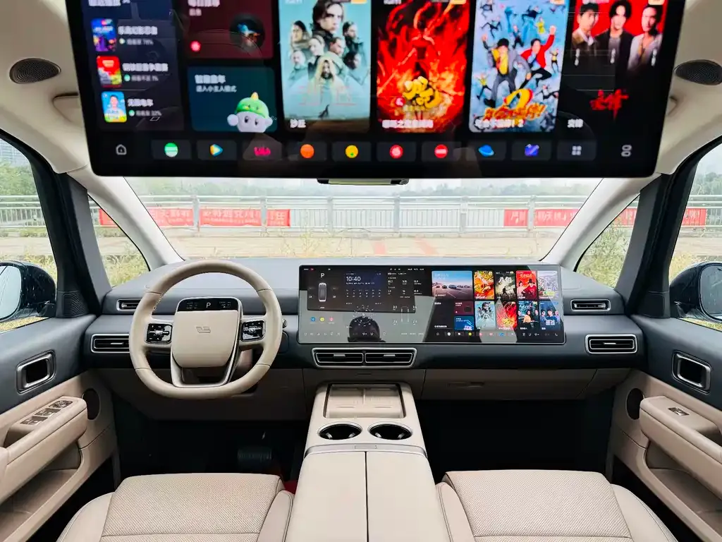 Li Auto MEGA — фото 6