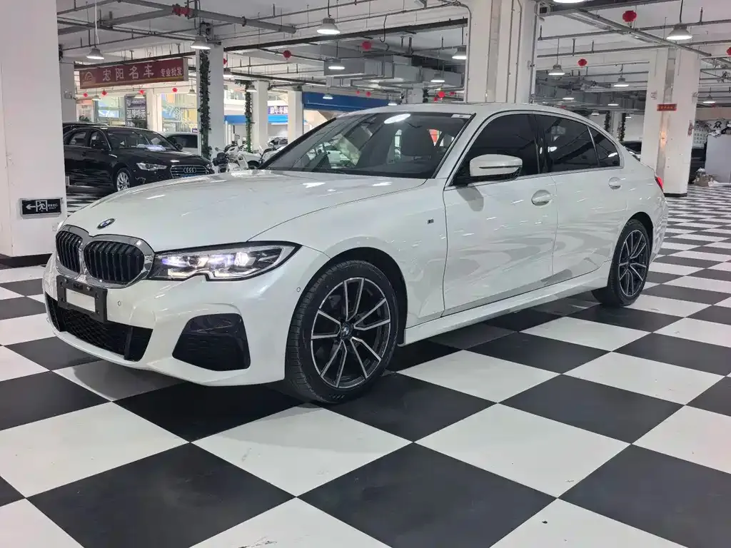 BMW 3 Series — фото 1