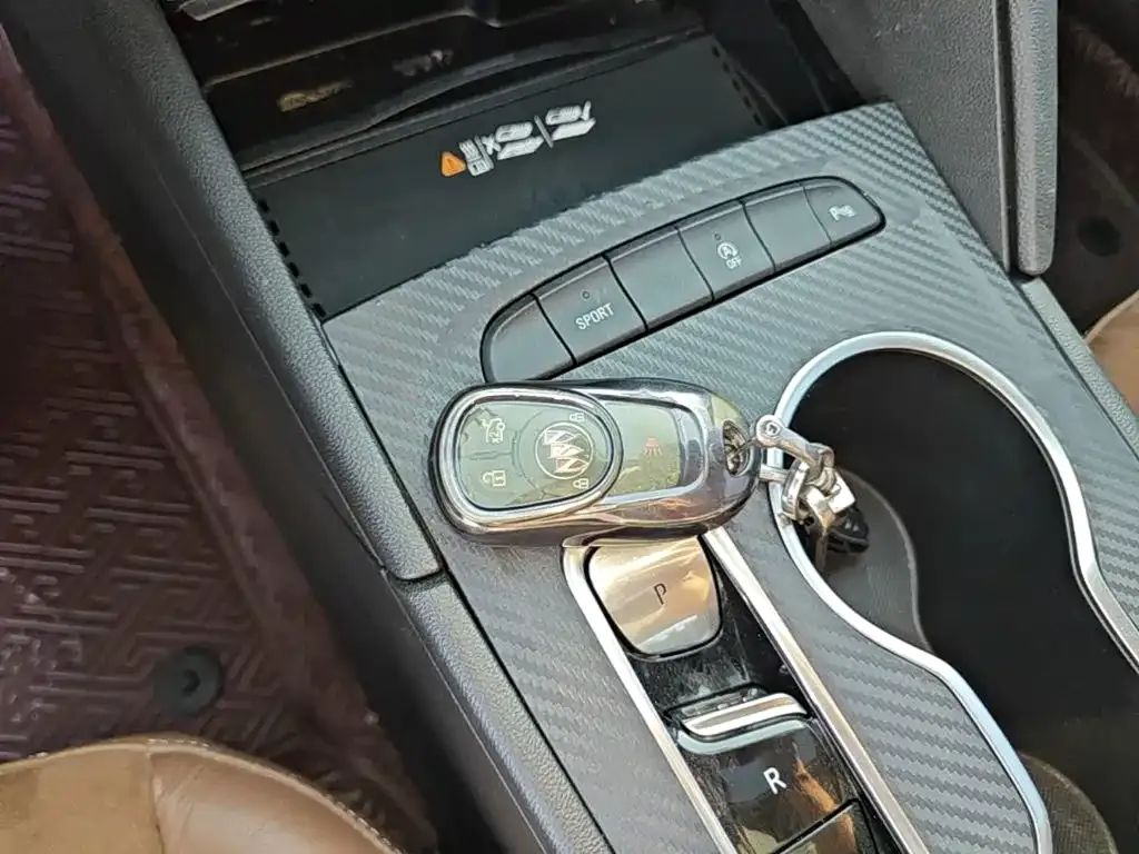 Buick Regal — фото 9