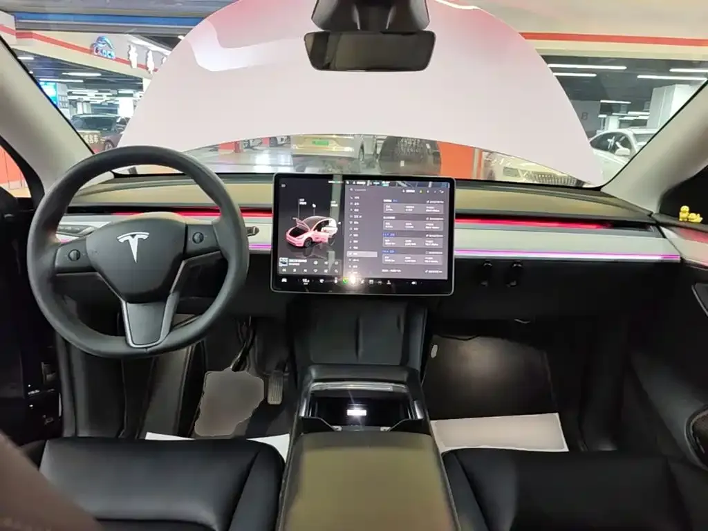 Tesla Model Y — фото 3