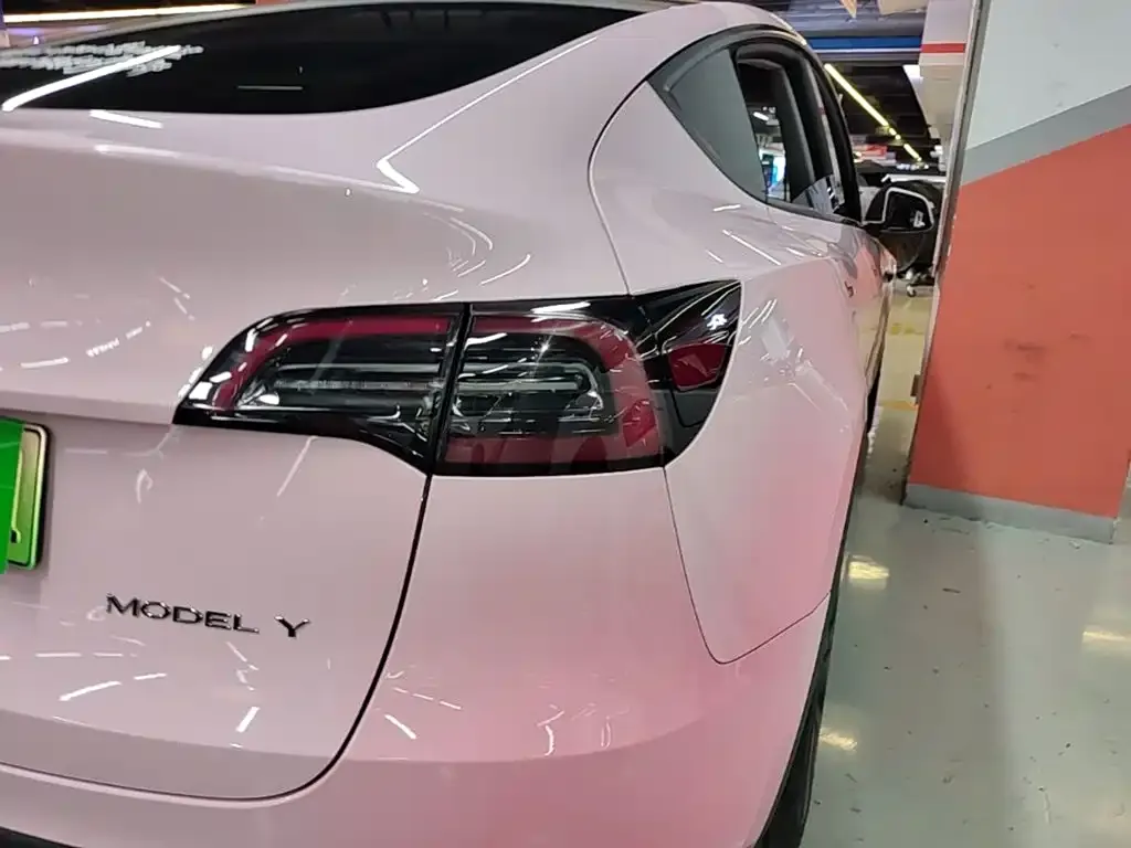 Tesla Model Y — фото 5