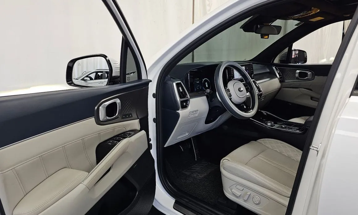 Kia Sorento — фото 9